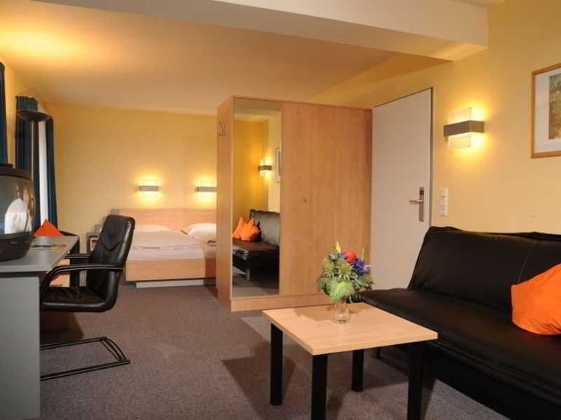 Hotel Triton 4