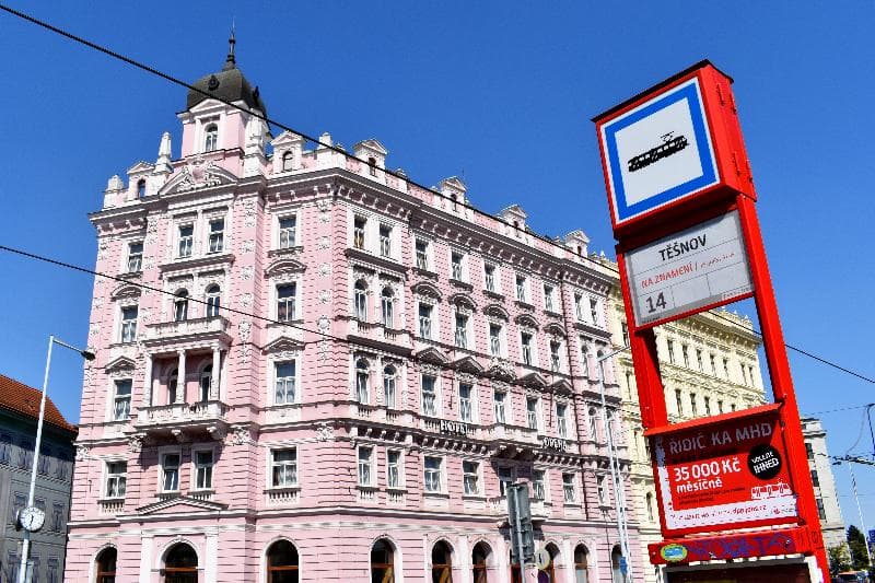 Hotel Opera 2