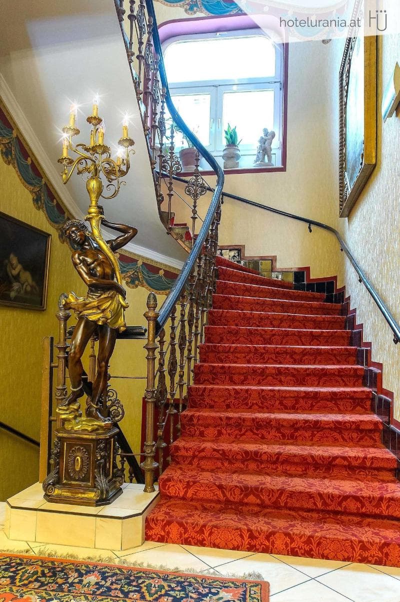 Hotel Urania 5