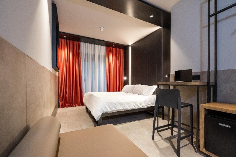 Smart Hotel Central Station 2