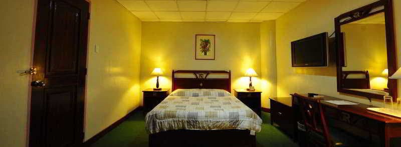 Regency Inn 4