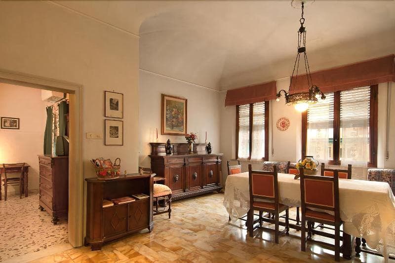 Villa Fiorita main