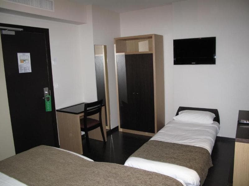 Source Hotel photo 1