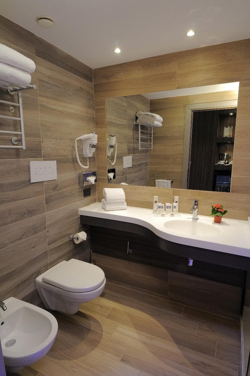 IH Hotels Milano Lorenteggio 3