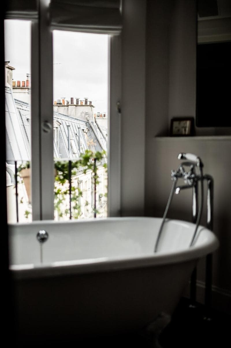 Le Pigalle Hotel 5