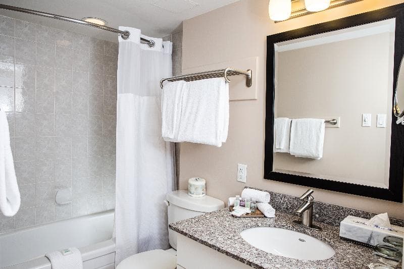 Campus Tower Suite Hotel 5