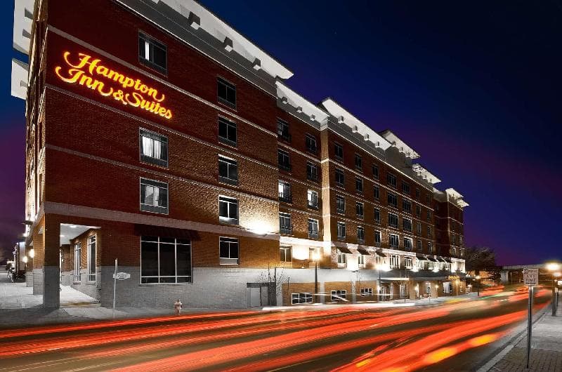 Hampton Inn & Suites Raleigh Downtown 5