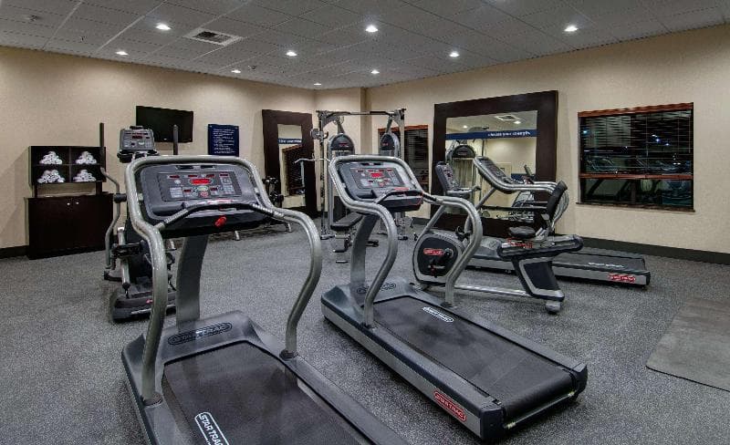 Hampton Inn & Suites Astoria 2