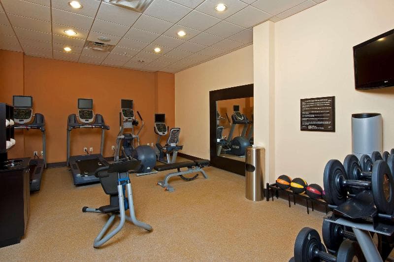 Hilton Garden Inn Milwaukee Downtown 3