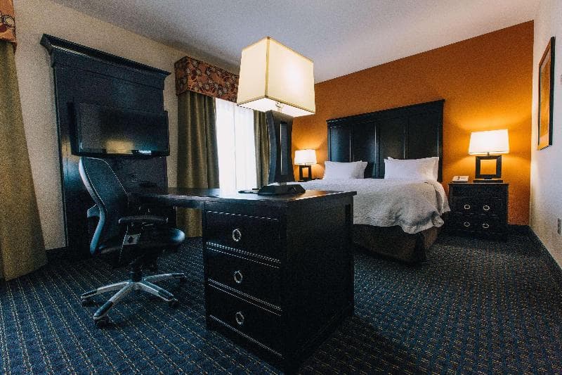 Hampton Inn & Suites Effingham 4
