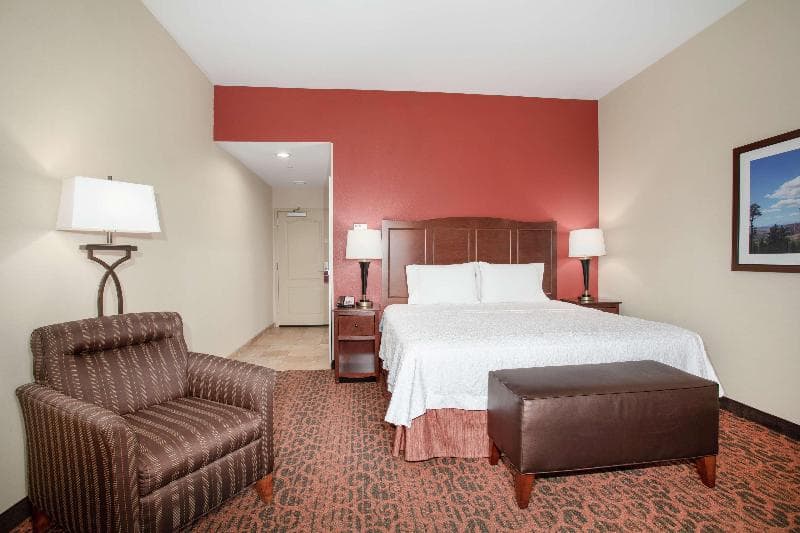 Hampton Inn & Suites Denver/South-RidgeGate 4