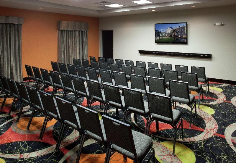 Hampton Inn & Suites Marksville 2