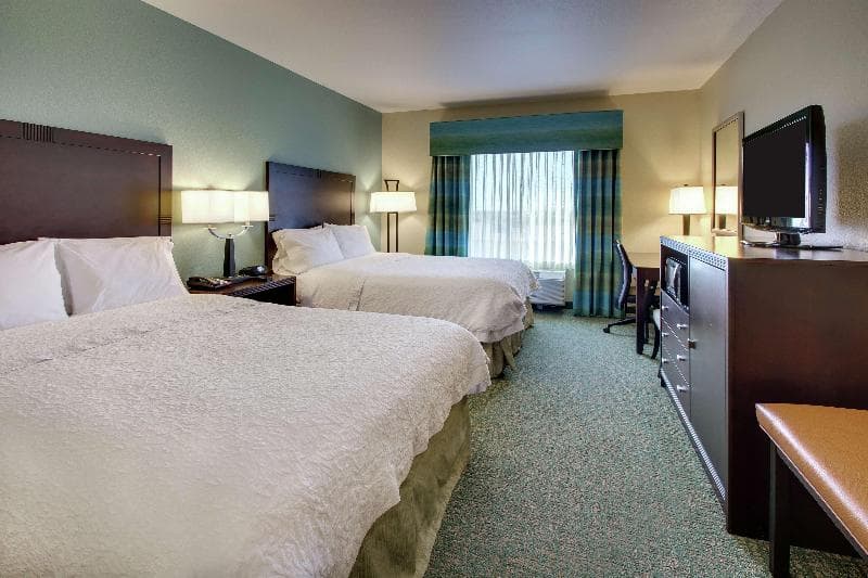 Hampton Inn Vernon 4