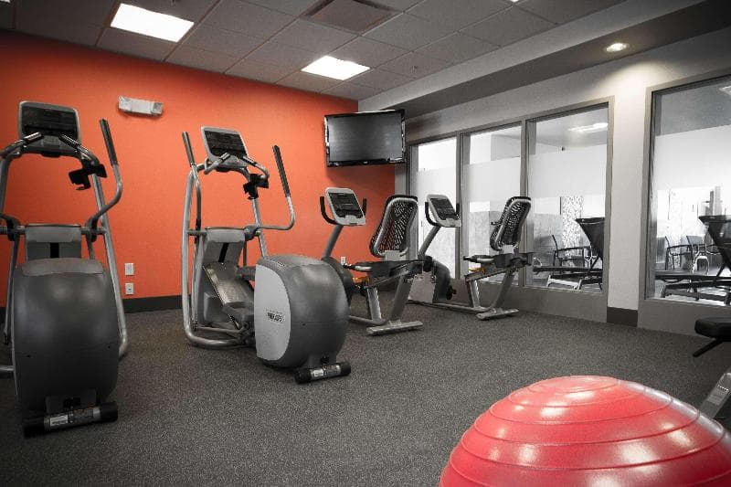 Hampton Inn & Suites DuPont 2