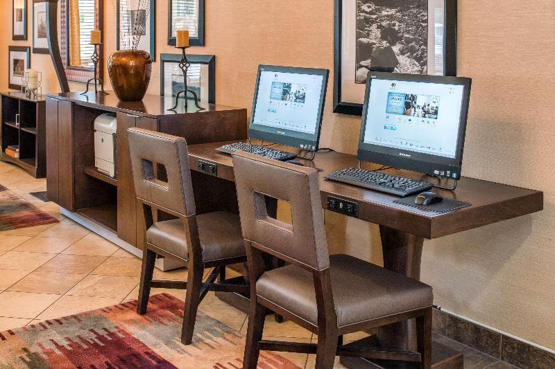 DoubleTree by Hilton Portland - Beaverton photo 1