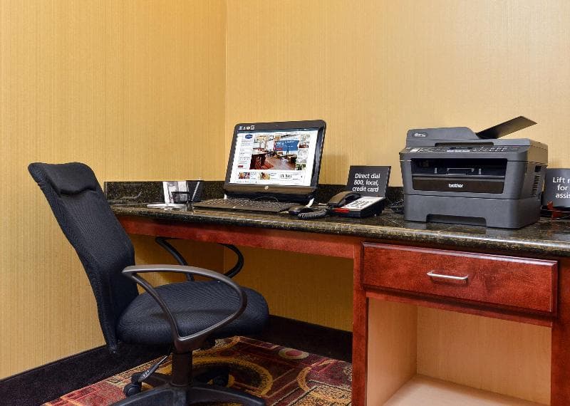Hampton Inn Ottumwa photo 1