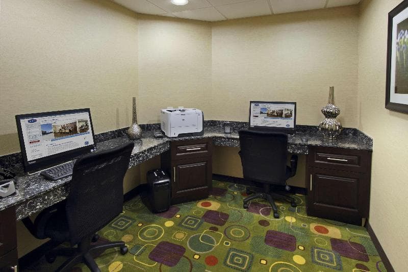 Hampton Inn Beeville photo 1