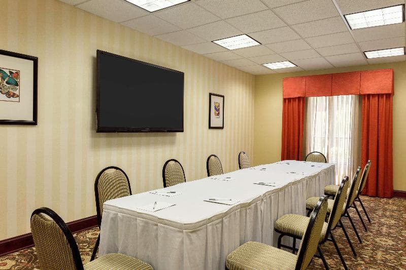 Hampton Inn & Suites Prattville photo 1