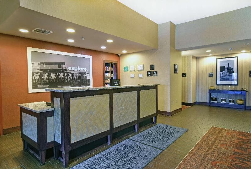 Hampton Inn Beloit 5