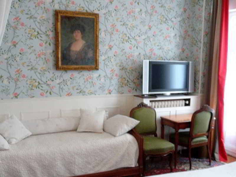 Hôtel de l'Abeille 4