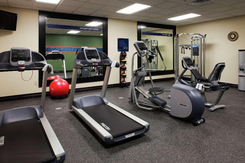 Hampton Inn & Suites Middlebury 2