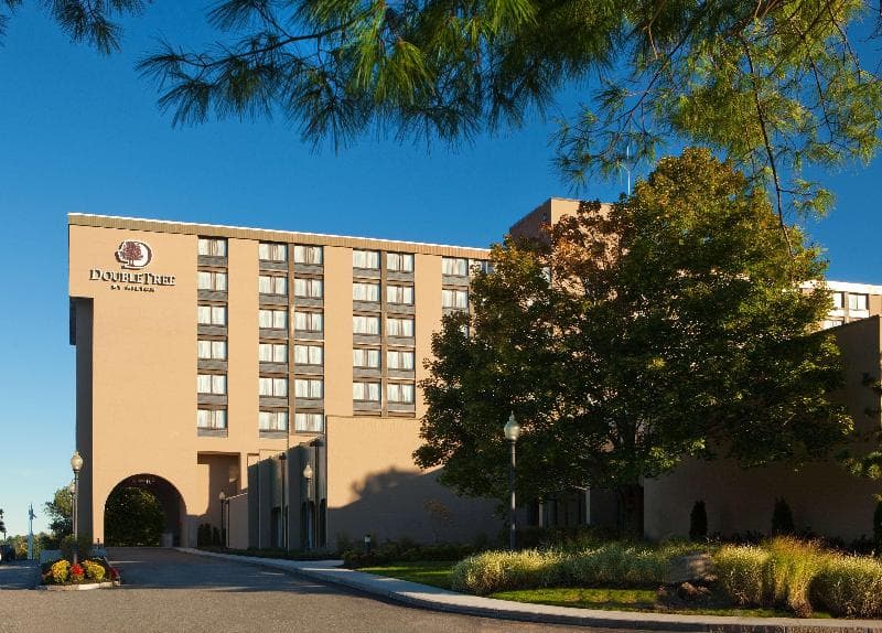 DoubleTree by Hilton Hotel Boston North Shore 1