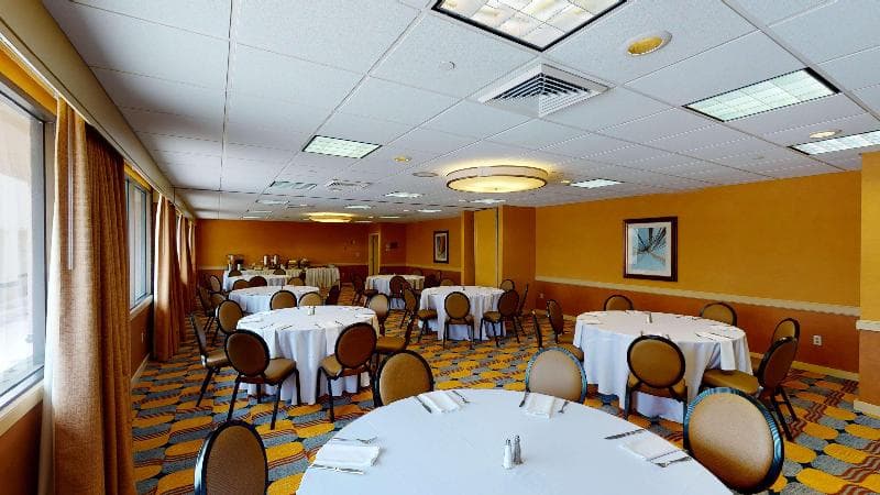 DoubleTree by Hilton Hotel Boston North Shore 3
