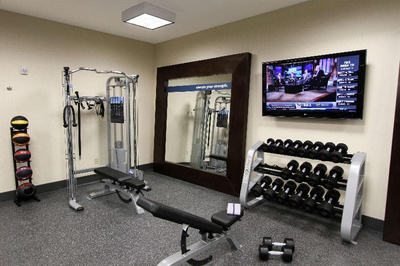 Hampton Inn & Suites Winnie 2