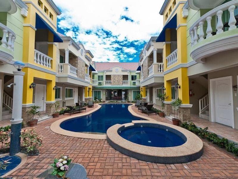 Prism Apartelle 3