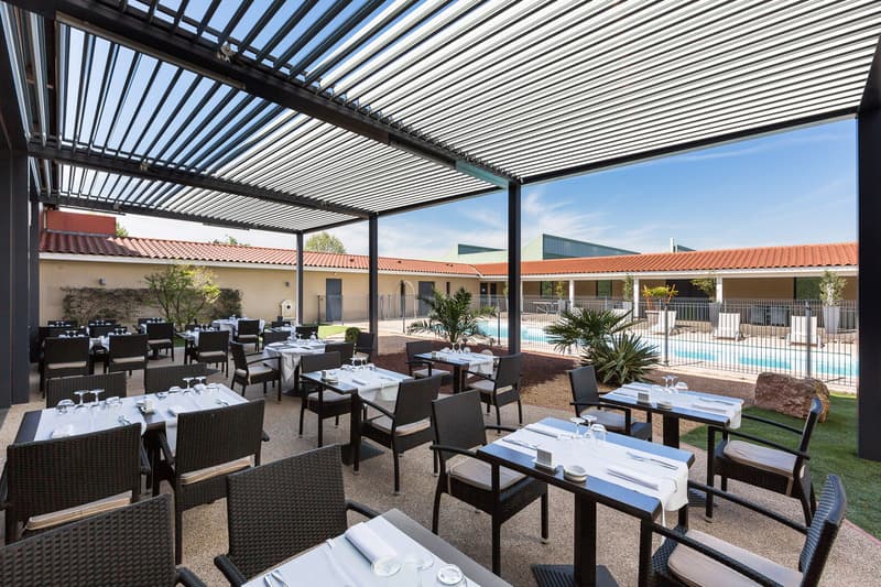 Gatsby Hotel & Restaurant 3