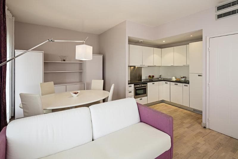 Pavillon Bel Air 4