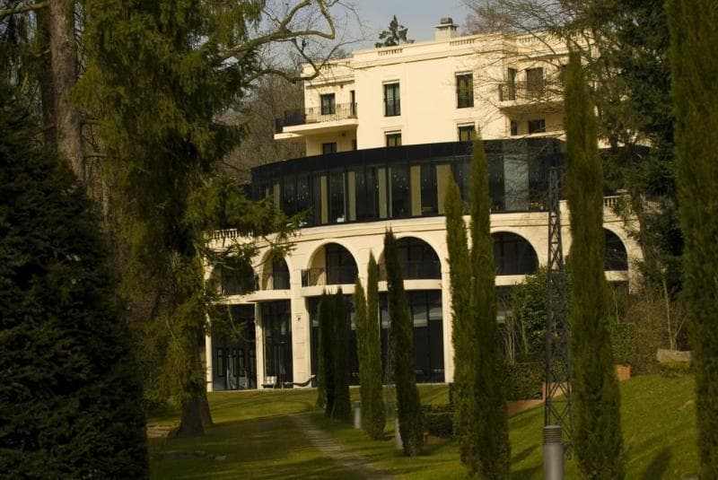 Pavillon De La Rotonde 5