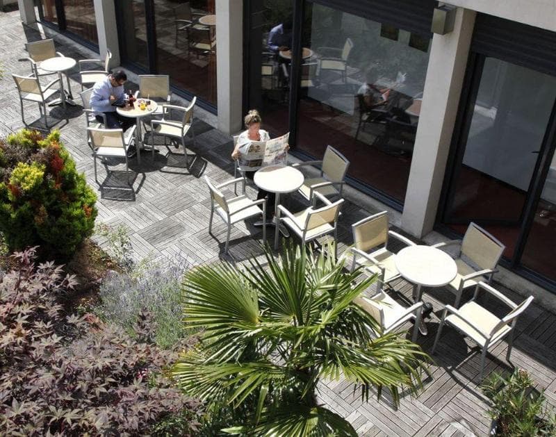 Brit Hotel Du Stade 2