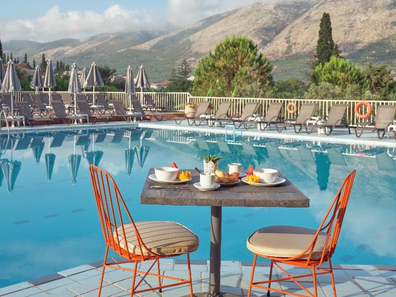 Koukounaria Hotel & Suites 1
