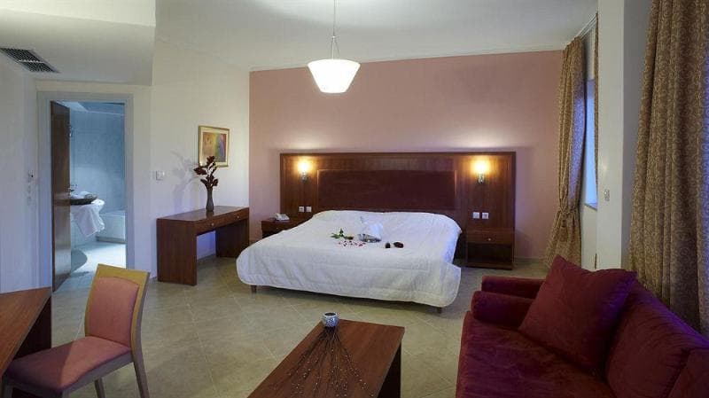Parnis Palace Hotel 2