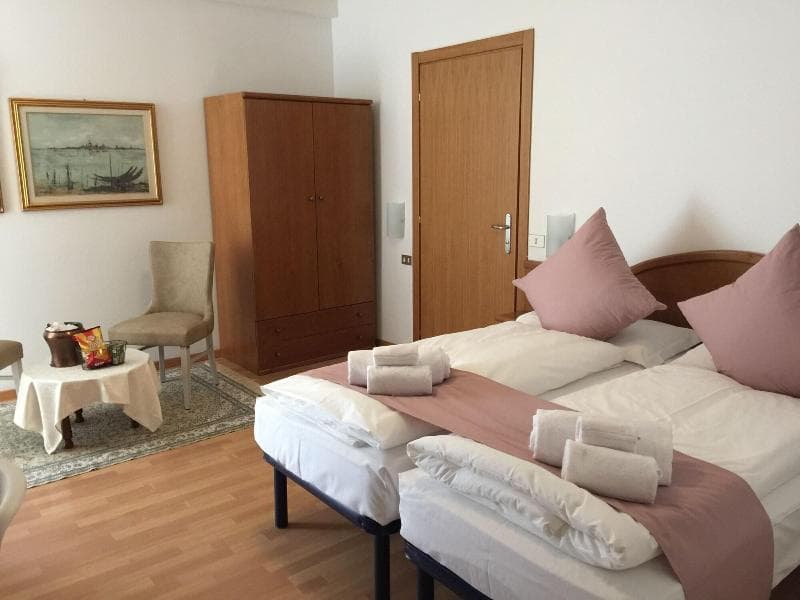 Athos Hotel 4