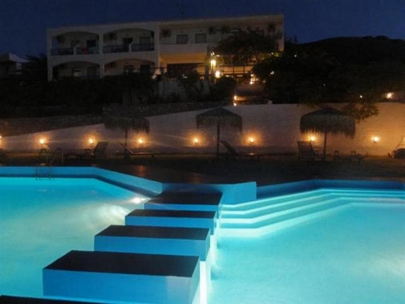 Stella Beach main