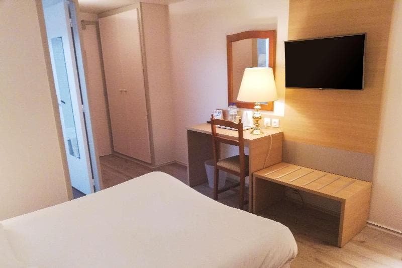 Comfort Hotel Pithiviers photo 1