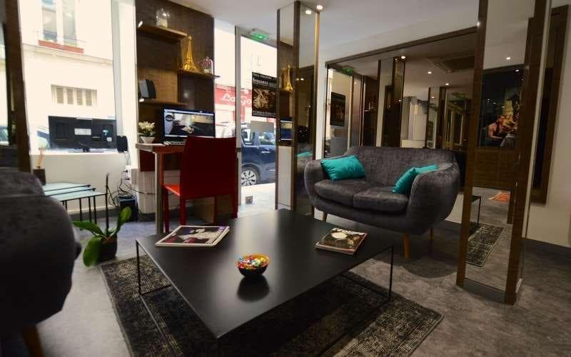 Hotel De La Gaite 4