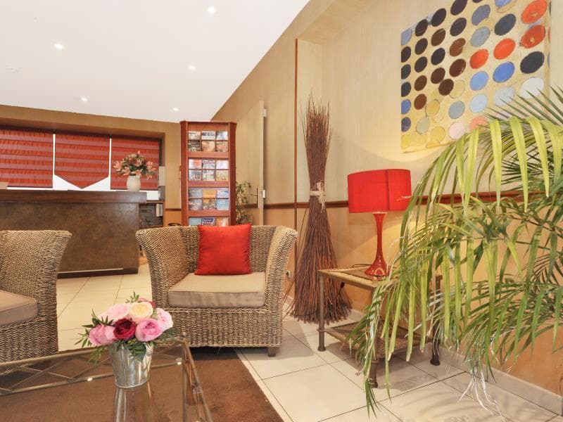 Hotel Carladez Cambronne photo 1