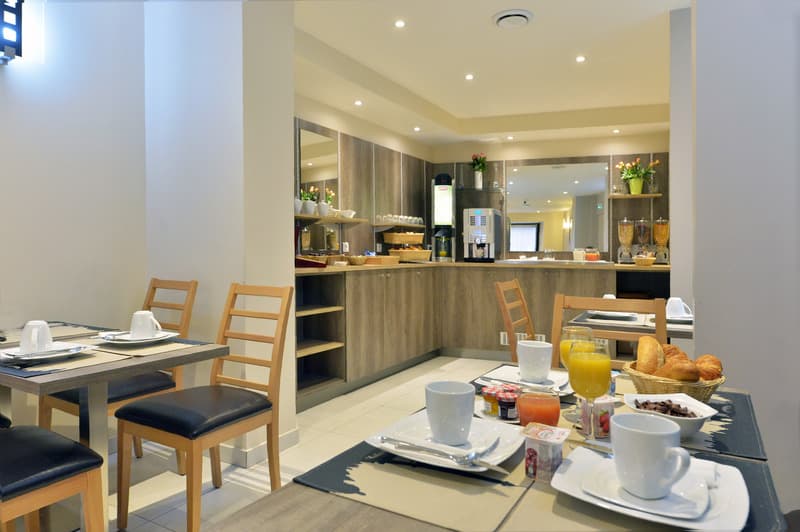 Hotel Du Chemin Vert Paris 4