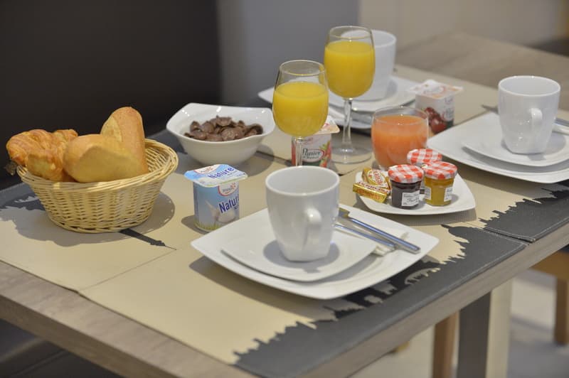 Hotel Du Chemin Vert Paris 5