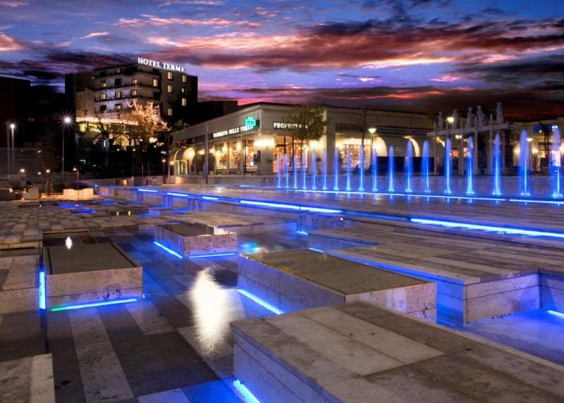 Grand Terme main