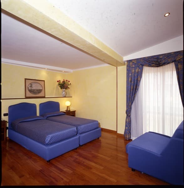 Hotel Maximus 4