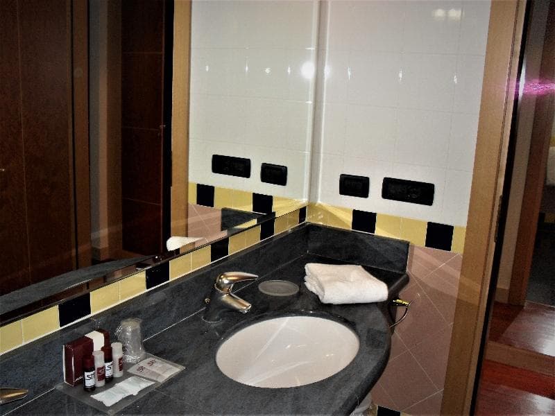 La Rondinaia in Eurocongressi Hotel 4