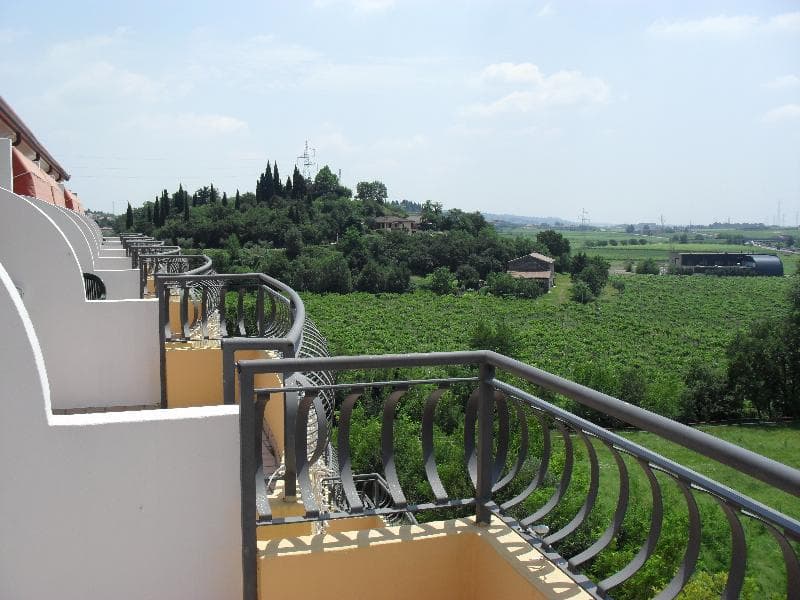 La Rondinaia in Eurocongressi Hotel 5