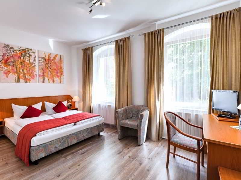 Arthotel city photo 1
