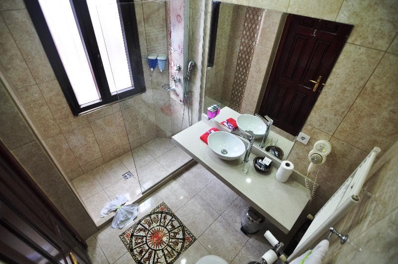 Angel's Home Hotel 4
