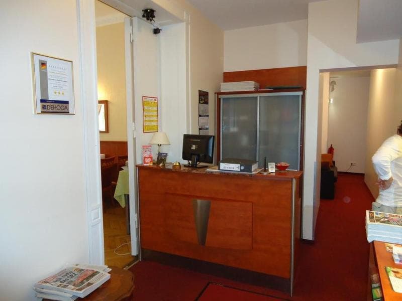 City Hotel Am Kurfurstendamm 4