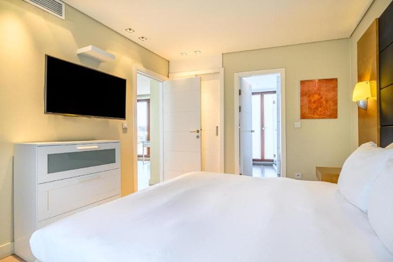B-Aparthotel Grand Place photo 1